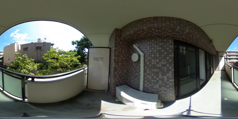 �o���R�j�[