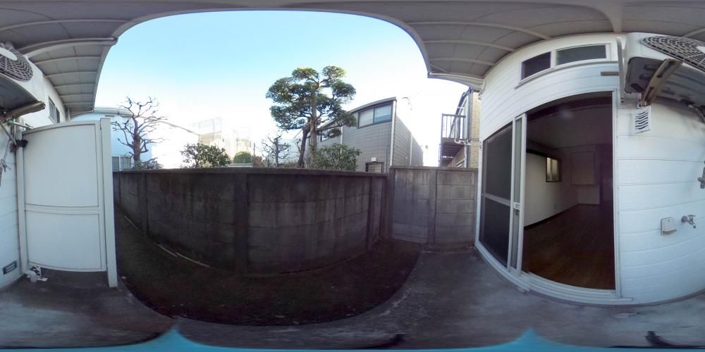 �o���R�j�[